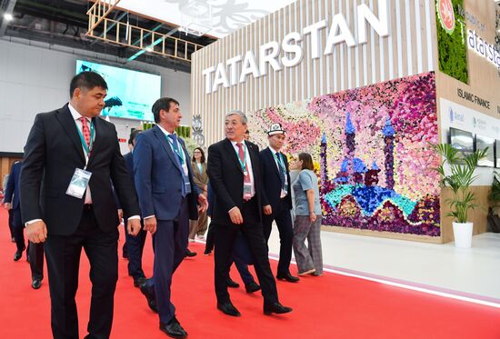 The KAZANFORUM 2024: Russia – Islamic World. Third left: Adylbek Kasymaliyev, Deputy Prime Minister of the Kyrgyz Republic. Photos can be used on terms listed in the media-bank's Forum section. Location: Russia, Republic of Tatarstan, Kazan. Author: Oleg Kazanzev/Sputnik. Russia – Islamic World: KAZANFORUM 2024