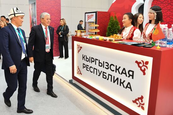 The KAZANFORUM 2024: Russia – Islamic World. Second left: Adylbek Kasymaliyev, Deputy Prime Minister of the Kyrgyz Republic. Photos can be used on terms listed in the media-bank's Forum section. Location: Russia, Republic of Tatarstan, Kazan. Author: Oleg Kazanzev/Sputnik. Russia – Islamic World: KAZANFORUM 2024