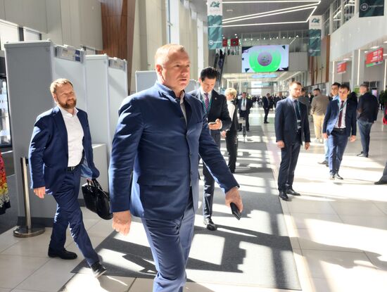 The KAZANFORUM 2024: Russia – Islamic World. Marat Khusnullin, Deputy Prime Minister of the Russian Federation, Chairman of the Organizing Committee for the preparation and holding of the International Economic Forum Russia Islamic World: KazanForum. Photos can be used on terms listed in the media-bank's Forum section. Location: Russia, Republic of Tatarstan, Kazan. Author: Ilya Pitalev/Sputnik. Russia – Islamic World: KAZANFORUM 2024