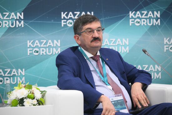 KAZANFORUM 2024. Features and algorithms for Russian SMEs entering Islamic markets