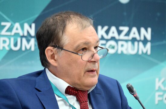 KAZANFORUM 2024. International commercial arbitration in the countries of the Islamic world. Vadim Chubarov, Vice-President of the Chamber of Commerce and Industry of the Russian Federation. Photos can be used on terms listed in the media-bank's Forum section. Location: Russia, Republic of Tatarstan, Kazan. Author: Ilya Pitalev/Sputnik. KAZANFORUM 2024. International commercial arbitration in the countries of the Islamic world