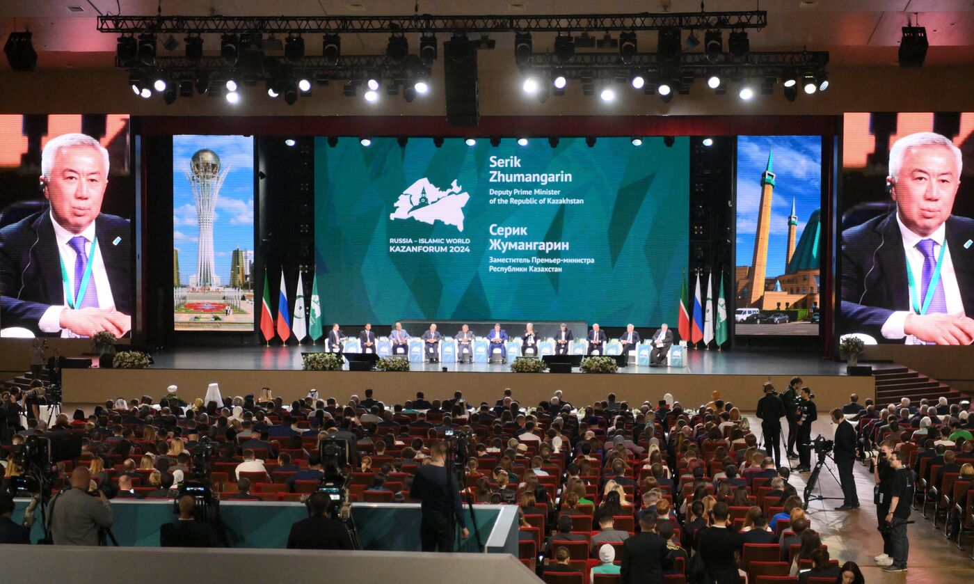 KAZANFORUM 2024. PLENARY SESSION: FINANCIAL AND LOGISTICS INFRASTRUCTURE OF RUSSIA AND THE OIC COUNTRIES