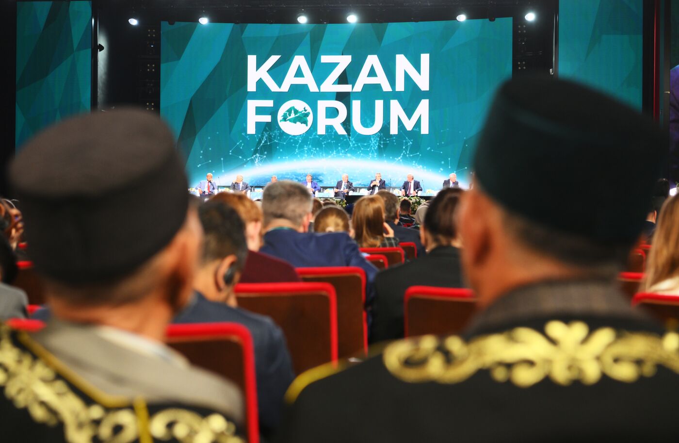 KAZANFORUM 2024. PLENARY SESSION: FINANCIAL AND LOGISTICS INFRASTRUCTURE OF RUSSIA AND THE OIC COUNTRIES