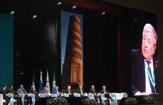 KAZANFORUM 2024. PLENARY SESSION: FINANCIAL AND LOGISTICS INFRASTRUCTURE OF RUSSIA AND THE OIC COUNTRIES