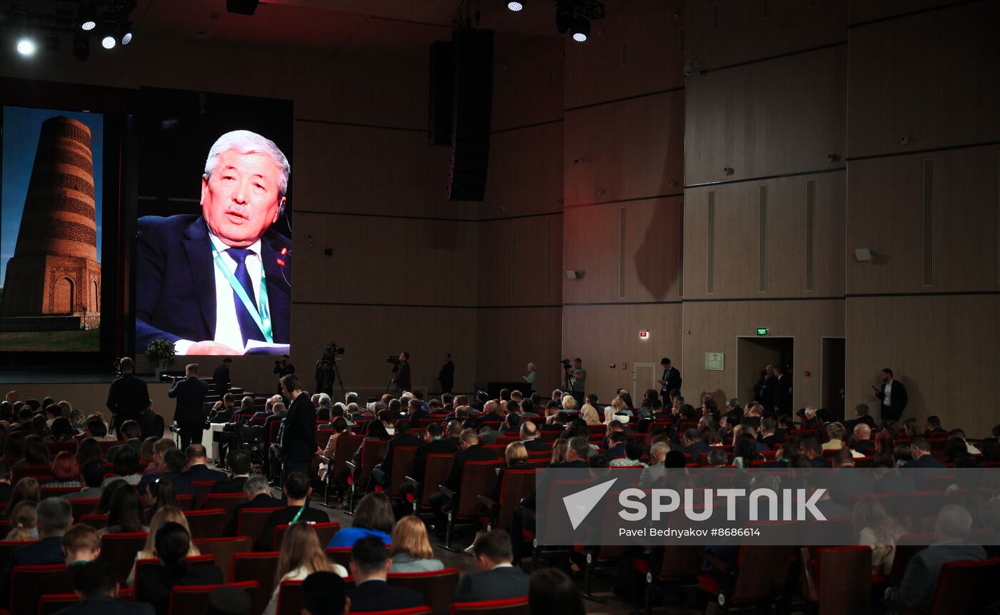 KAZANFORUM 2024. PLENARY SESSION: FINANCIAL AND LOGISTICS INFRASTRUCTURE OF RUSSIA AND THE OIC COUNTRIES