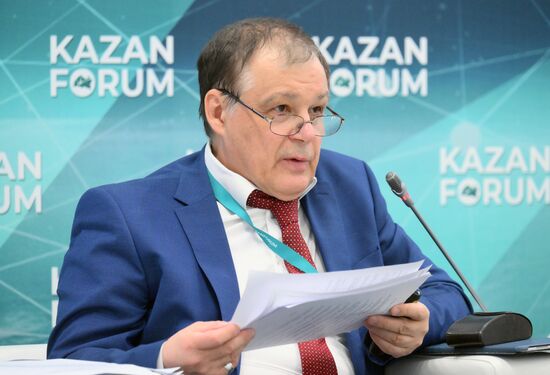 KAZANFORUM 2024. International commercial arbitration in the countries of the Islamic world. Vadim Chubarov, Vice-President of the Chamber of Commerce and Industry of the Russian Federation. Photos can be used on terms listed in the media-bank's Forum section. Location: Russia, Republic of Tatarstan, Kazan. Author: Ilya Pitalev/Sputnik. KAZANFORUM 2024. International commercial arbitration in the countries of the Islamic world