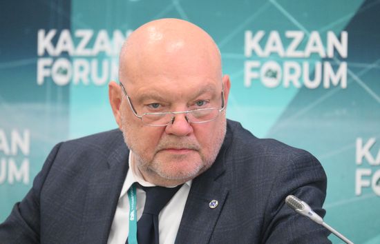 KAZANFORUM 2024. Technological transfer - trends of technological development in the modern world