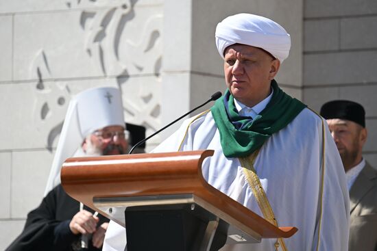 KAZANFORUM 2024. Festive events dedicated to the day of adoption of Islam by Volga Bulgaria “Izge Bolgar zhyeny." Albir Krganov, Mufti of the Spiritual Assembly of Muslims of Russia. Photos can be used on terms listed in the media bank's Forum section. Location: Russia, Republic of Tatarstan, Bolgar. Author: Maksim Bogodvid/Sputnik. KAZANFORUM 2024. Festive events dedicated to the day of adoption of Islam by Volga Bulgaria “Izge Bolgar zhyeny"