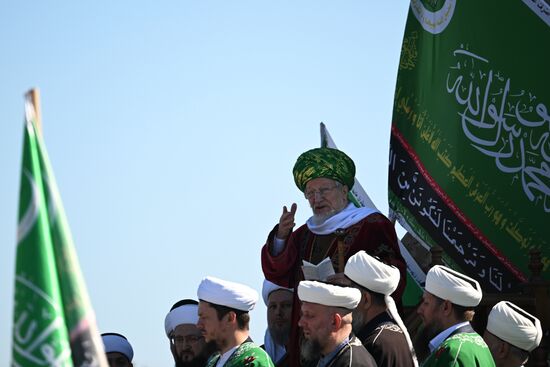 KAZANFORUM 2024. Festive events dedicated to the day of adoption of Islam by Volga Bulgaria “Izge Bolgar zhyeny." Center: Talgat Khazrat Tadzhuddin, Chair of the Central Spiritual Muslim Directorate of Russia, Russia's Grand Mufti. . Photos can be used on terms listed in the media bank Forum section. Location: Russia, Republic of Tatarstan, Bolgar. Author: Maksim Bogodvid/Sputnik. KAZANFORUM 2024. Festive events dedicated to the day of adoption of Islam by Volga Bulgaria “Izge Bolgar zhyeny"