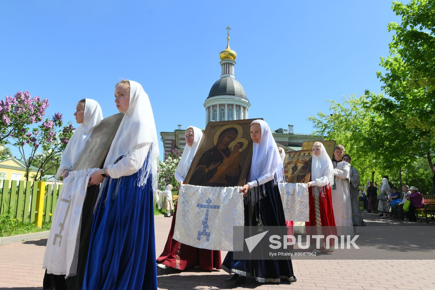 Russia Religion Myrrh-Bearing Women Sunday