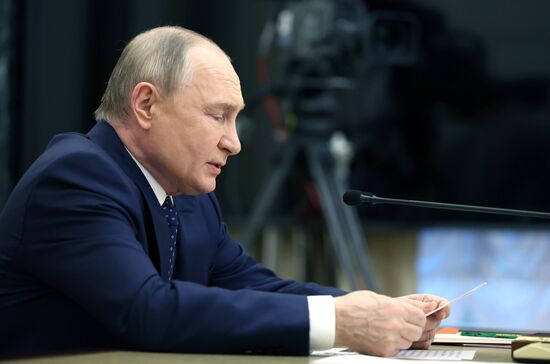 Russia Putin Fuel Energy Industry