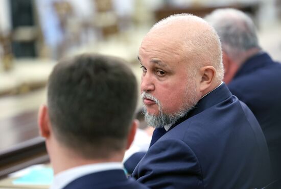 Russia Putin Fuel Energy Industry