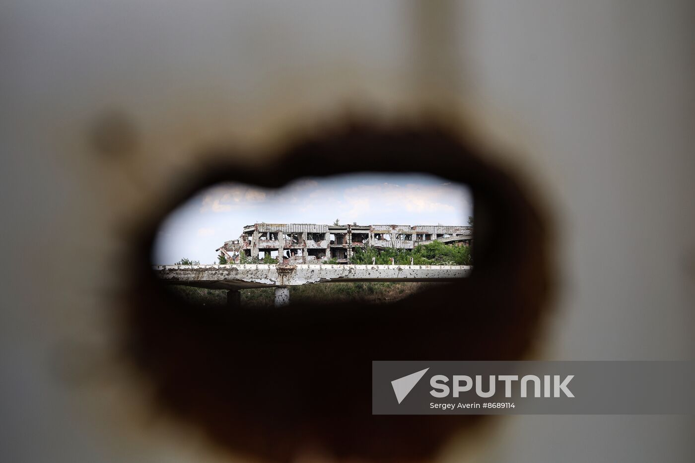 Russia DPR Destroyed Airport
