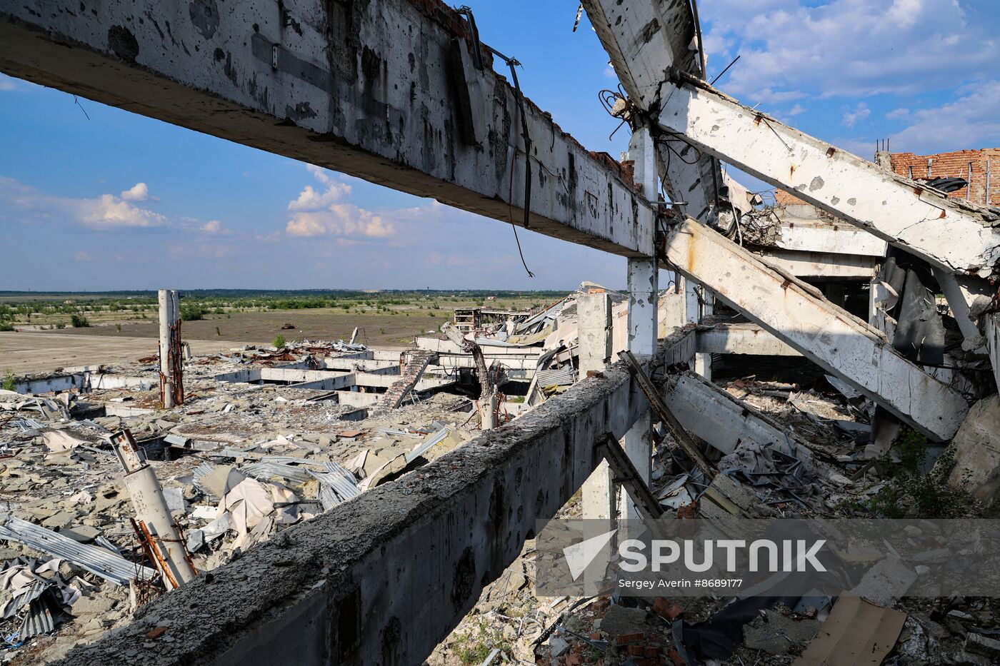 Russia DPR Destroyed Airport