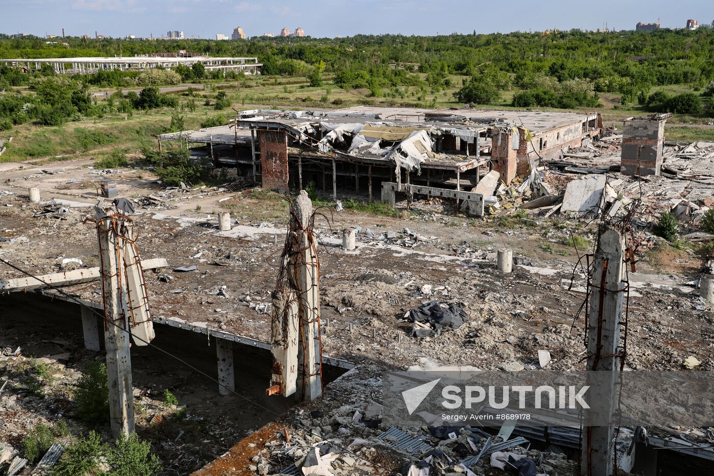 Russia DPR Destroyed Airport