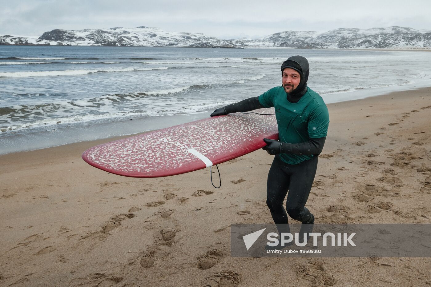 Russia Arctic Circle Surfing