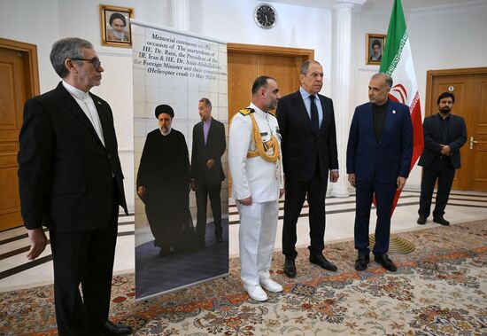 Russia Iran President Death Mourning