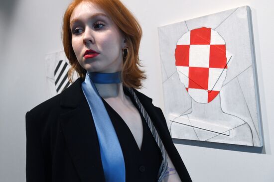 Russia Art Yulikov Exhibition