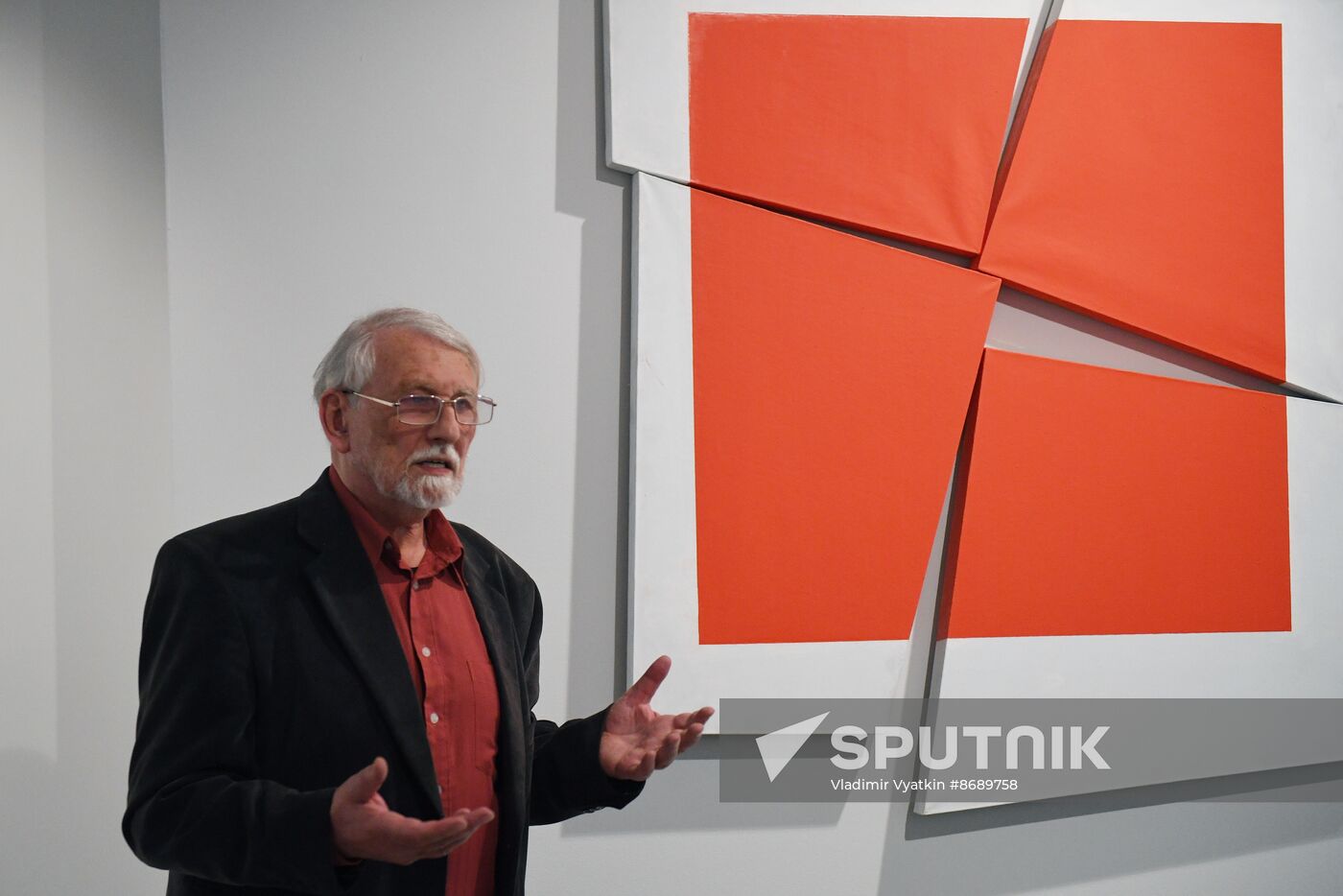 Russia Art Yulikov Exhibition