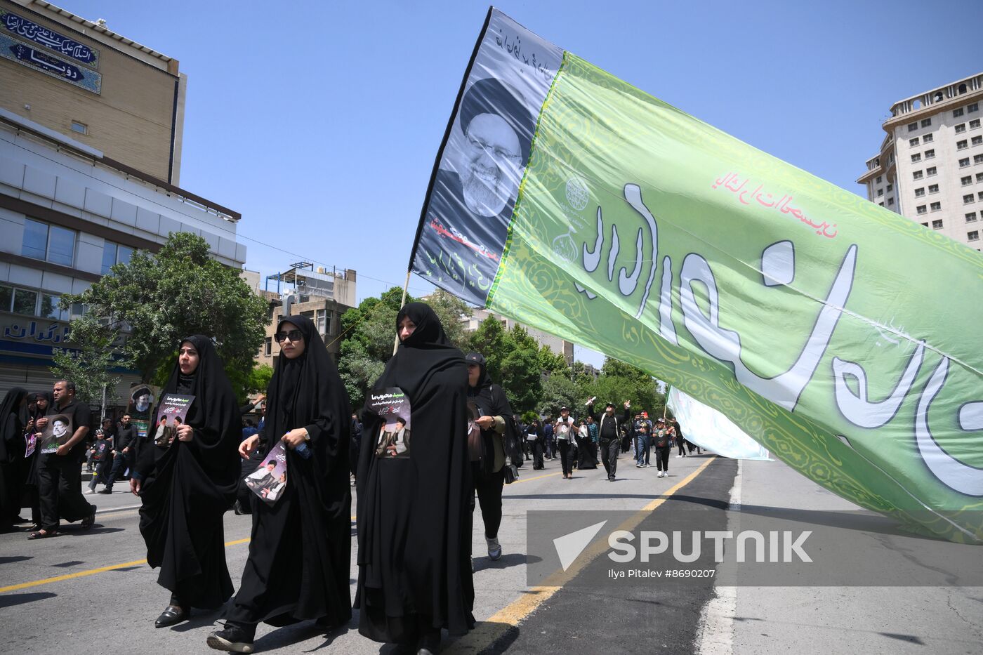 Iran President Death Farewell