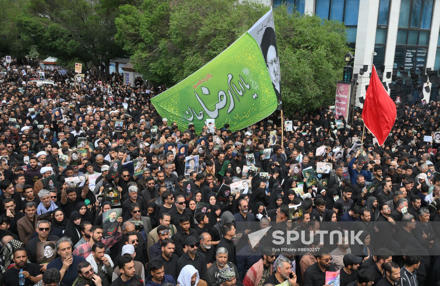 Iran President Death Farewell