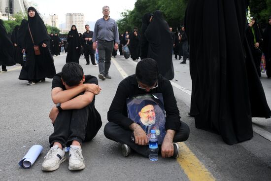 Iran President Death Farewell