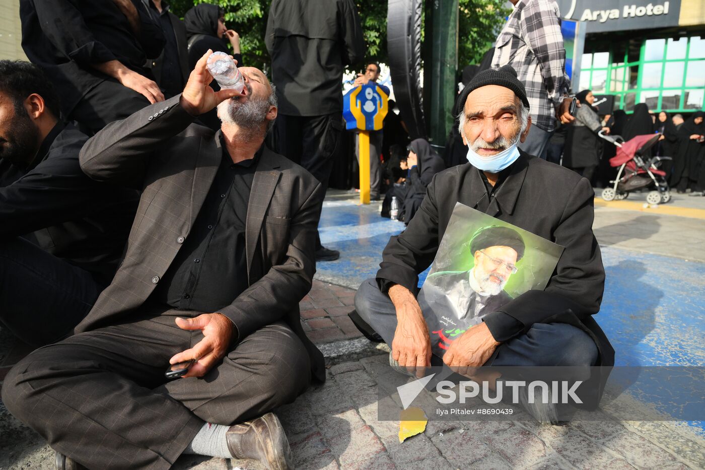 Iran President Death Farewell