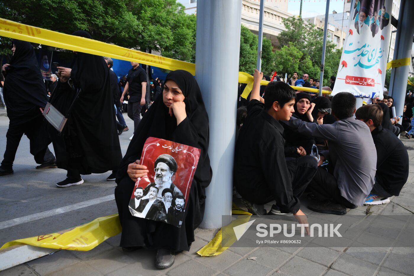 Iran President Death Farewell