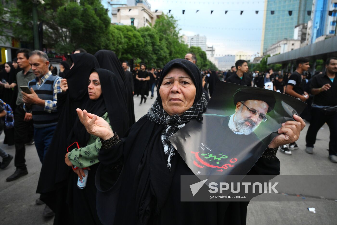 Iran President Death Farewell