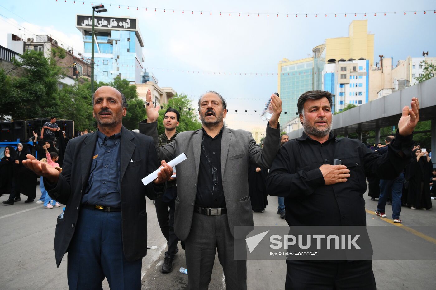 Iran President Death Farewell