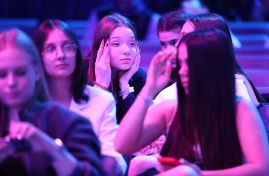 RUSSIA EXPO. Award ceremony of the High Five national television prize