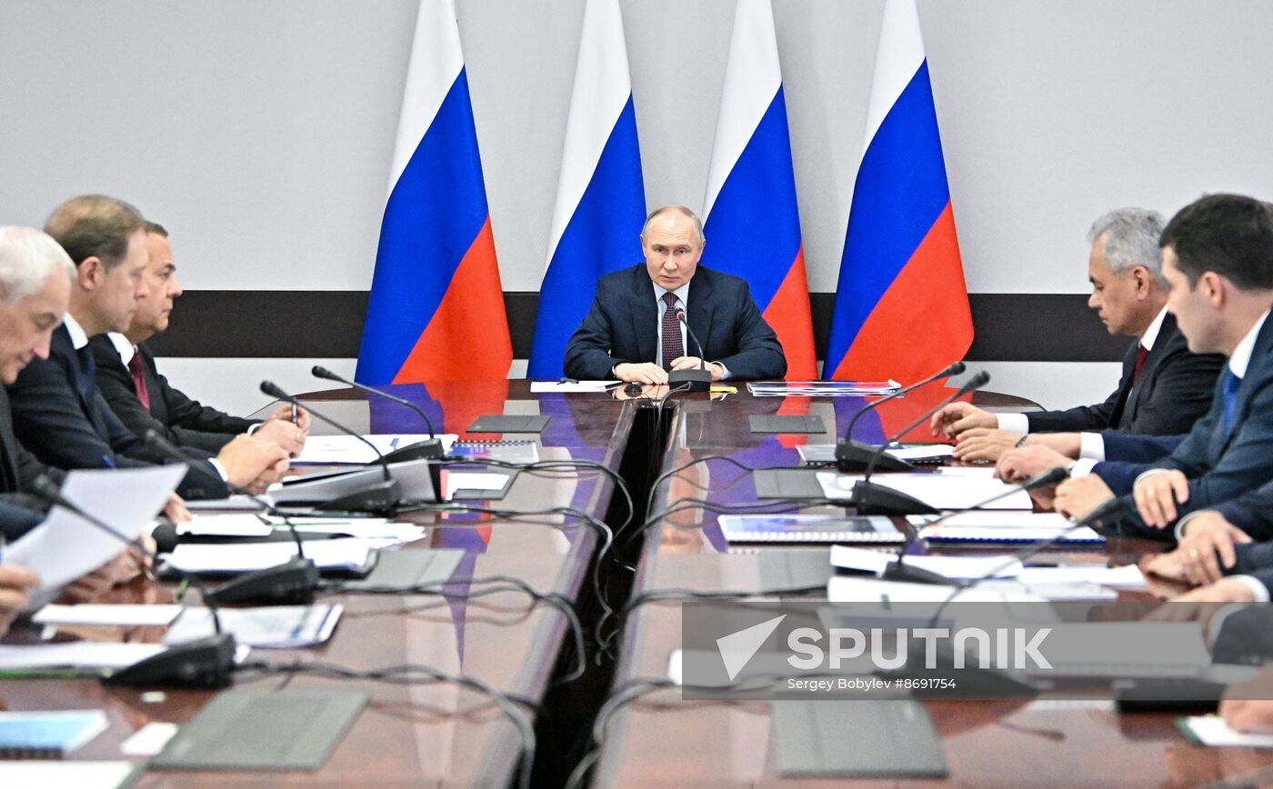 Russia Putin Defence Industry Enterprises