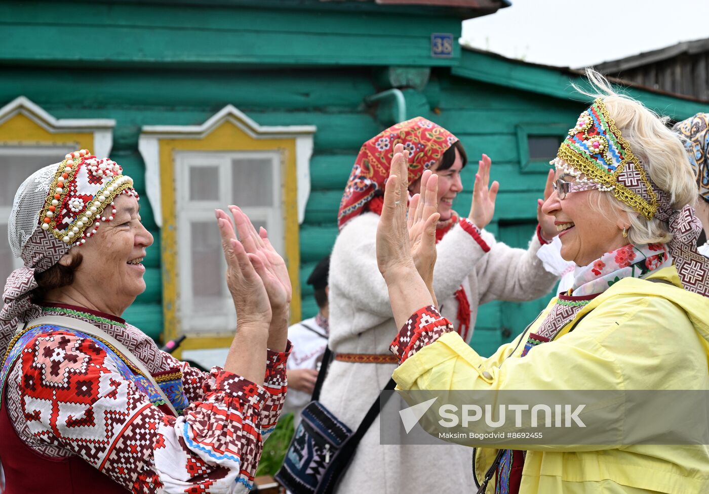 Russia Karavon Folk Holiday