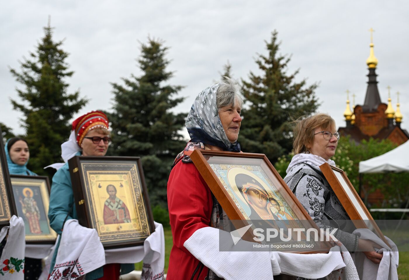 Russia Karavon Folk Holiday