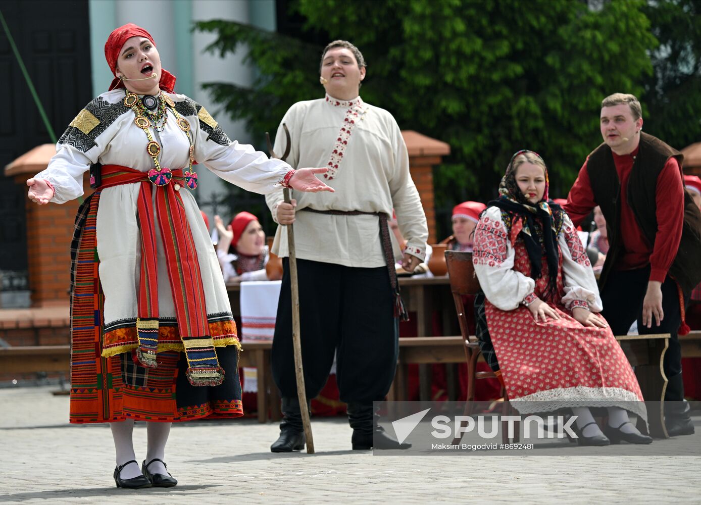 Russia Karavon Folk Holiday