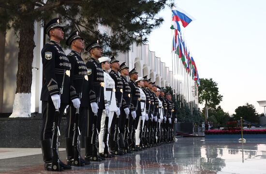 Uzbekistan Russia