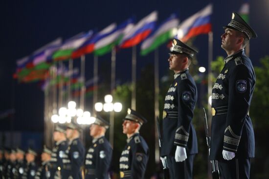 Uzbekistan Russia
