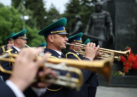 Russia Border Guards Day