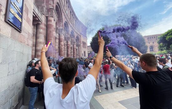 Armenia Protest