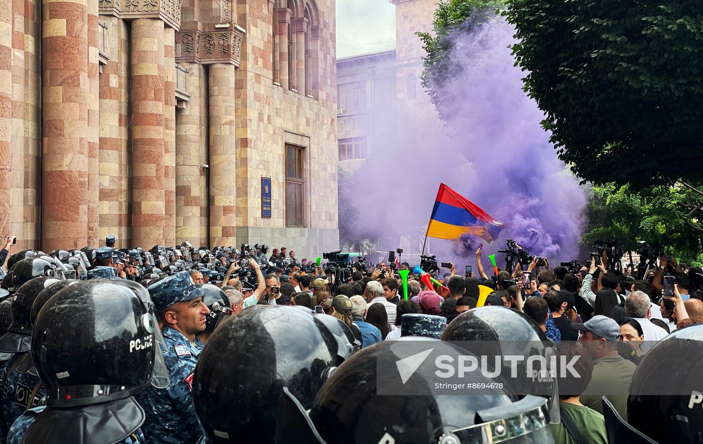 Armenia Protest