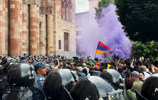 Armenia Protest