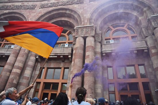 Armenia Protest