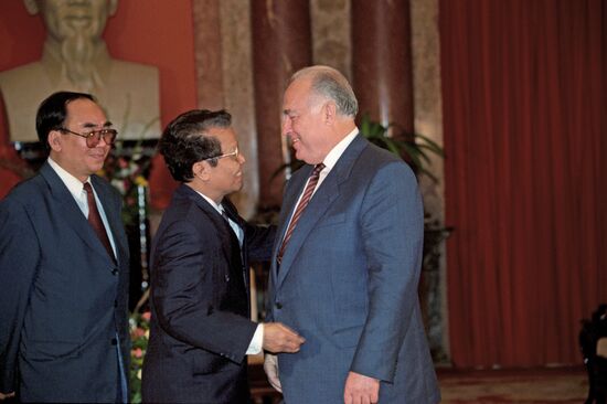 Prime Minister Viktor Chernomyrdin