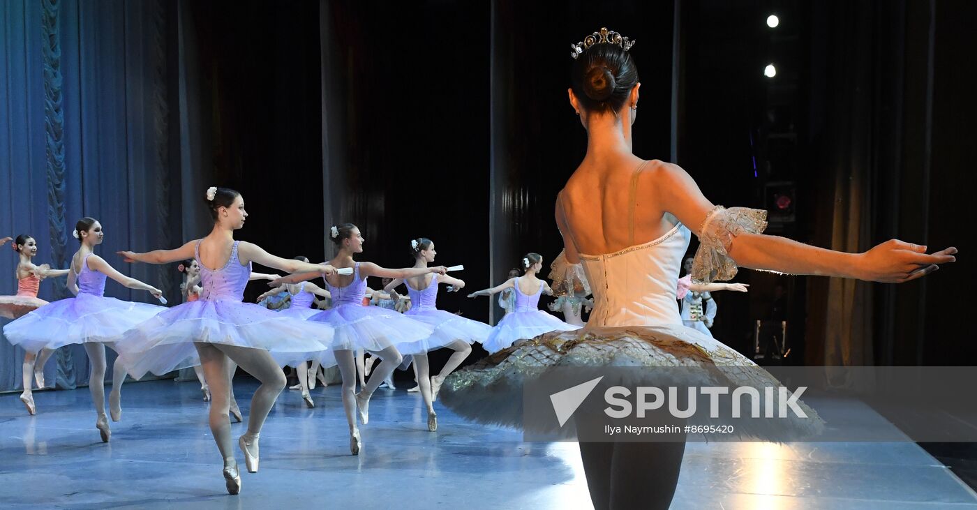 Russia Choreographic College Graduation Concert