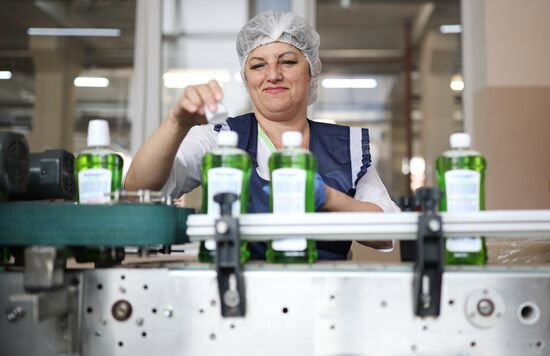 Russia Perfumery Cosmetics Industry