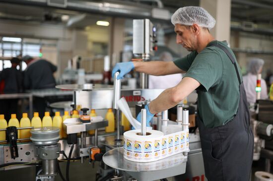 Russia Perfumery Cosmetics Industry