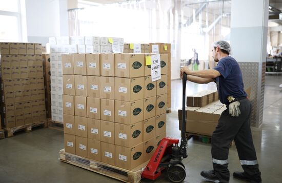 Russia Perfumery Cosmetics Industry