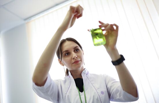 Russia Perfumery Cosmetics Industry