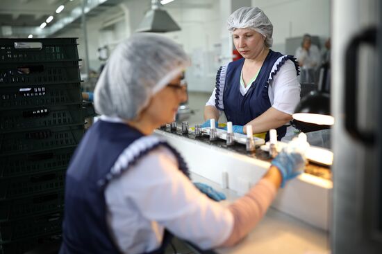 Russia Perfumery Cosmetics Industry