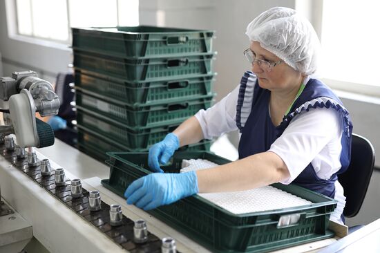 Russia Perfumery Cosmetics Industry
